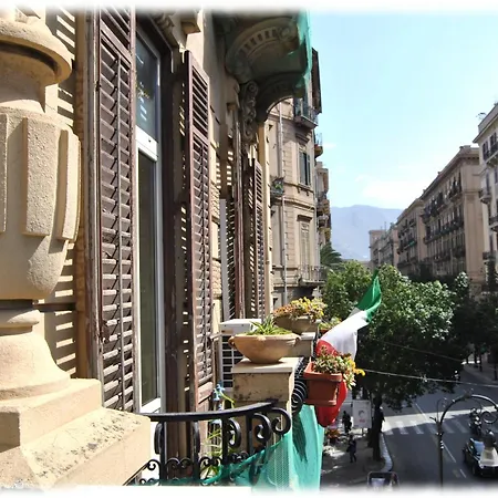 Bed and Breakfast D'angelo Παλέρμο